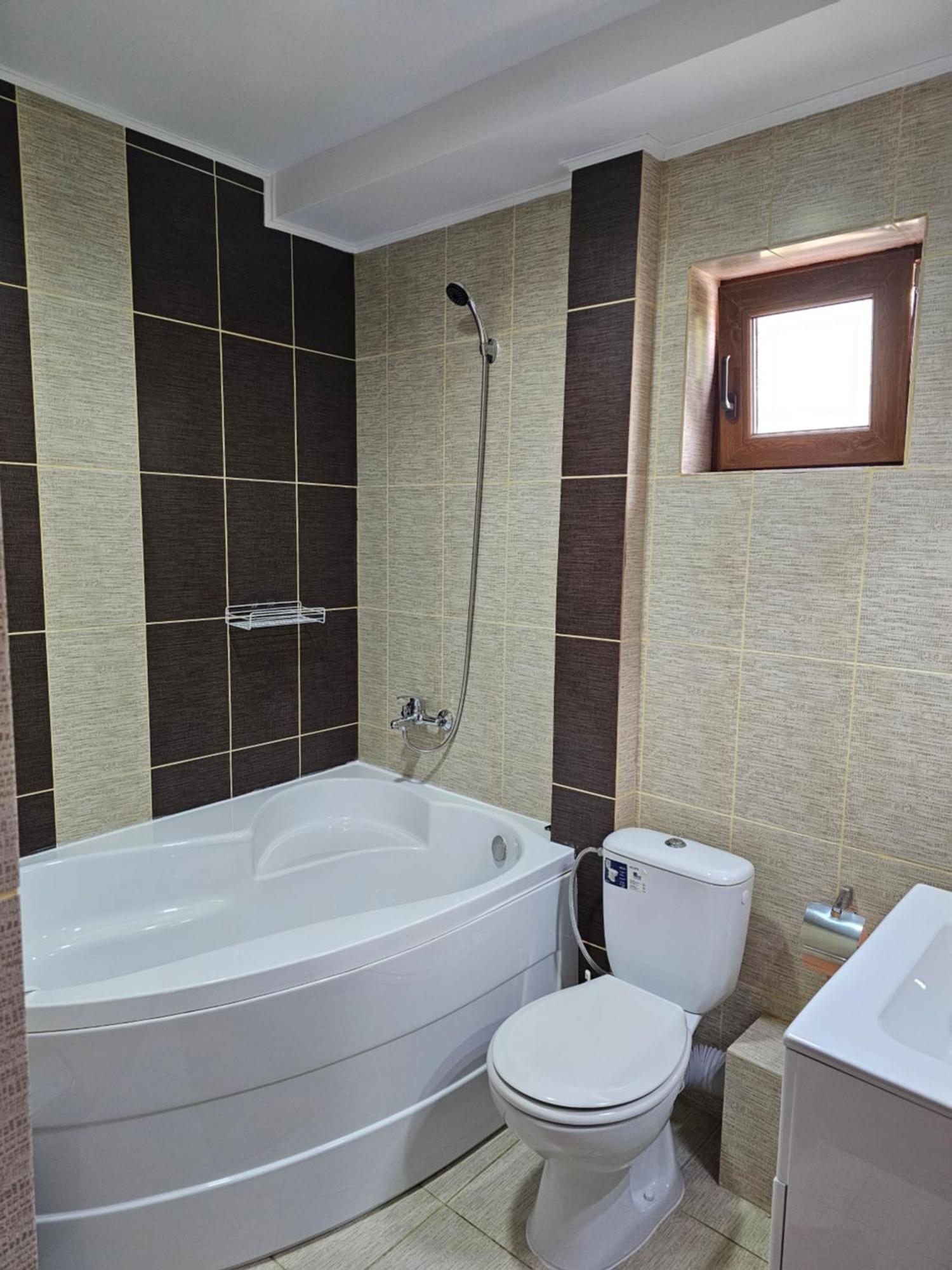 Casa Amiral Hotel Sulina Buitenkant foto